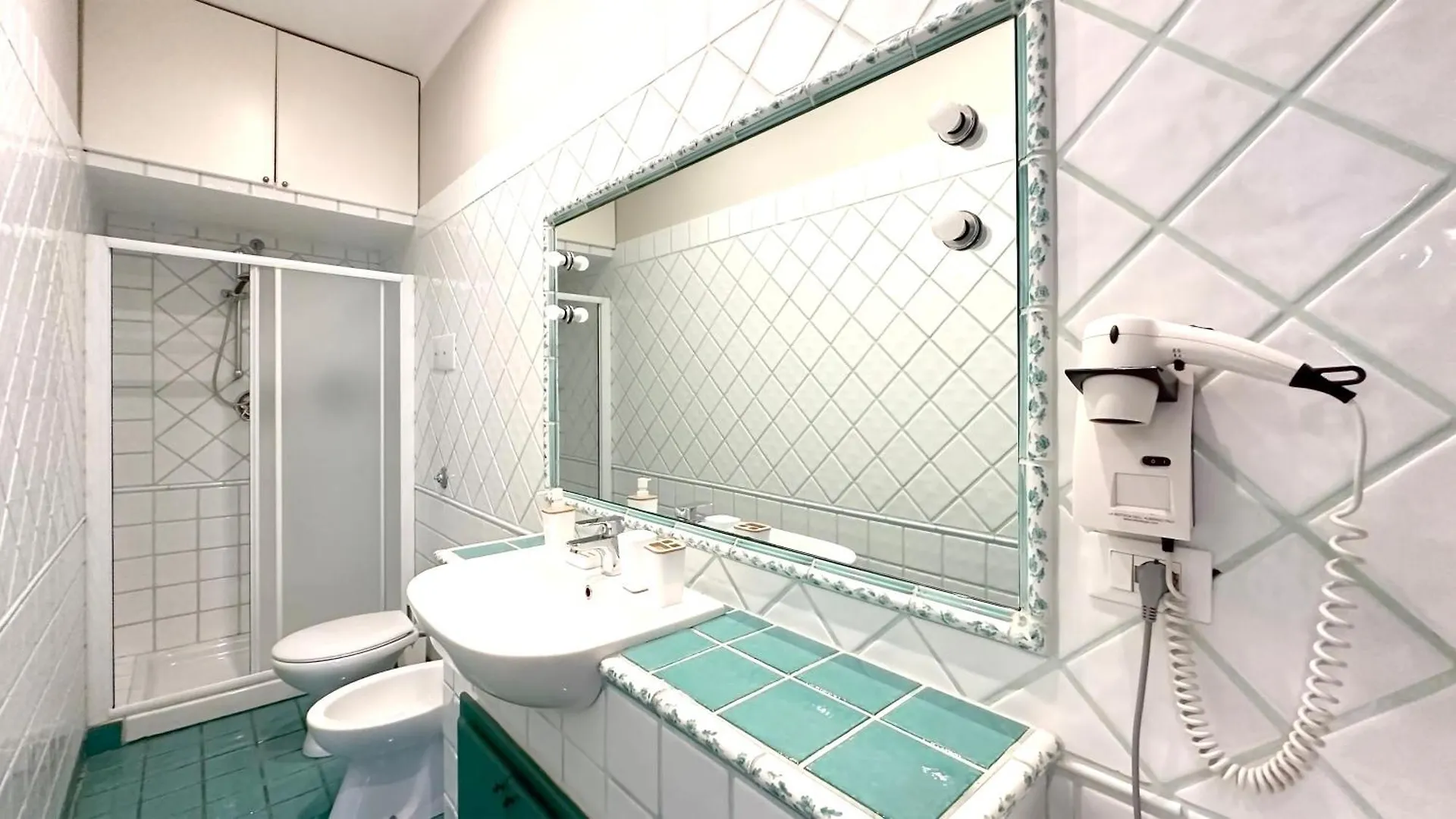 Int 9 - Appartamento Sasan Bologna Apartment